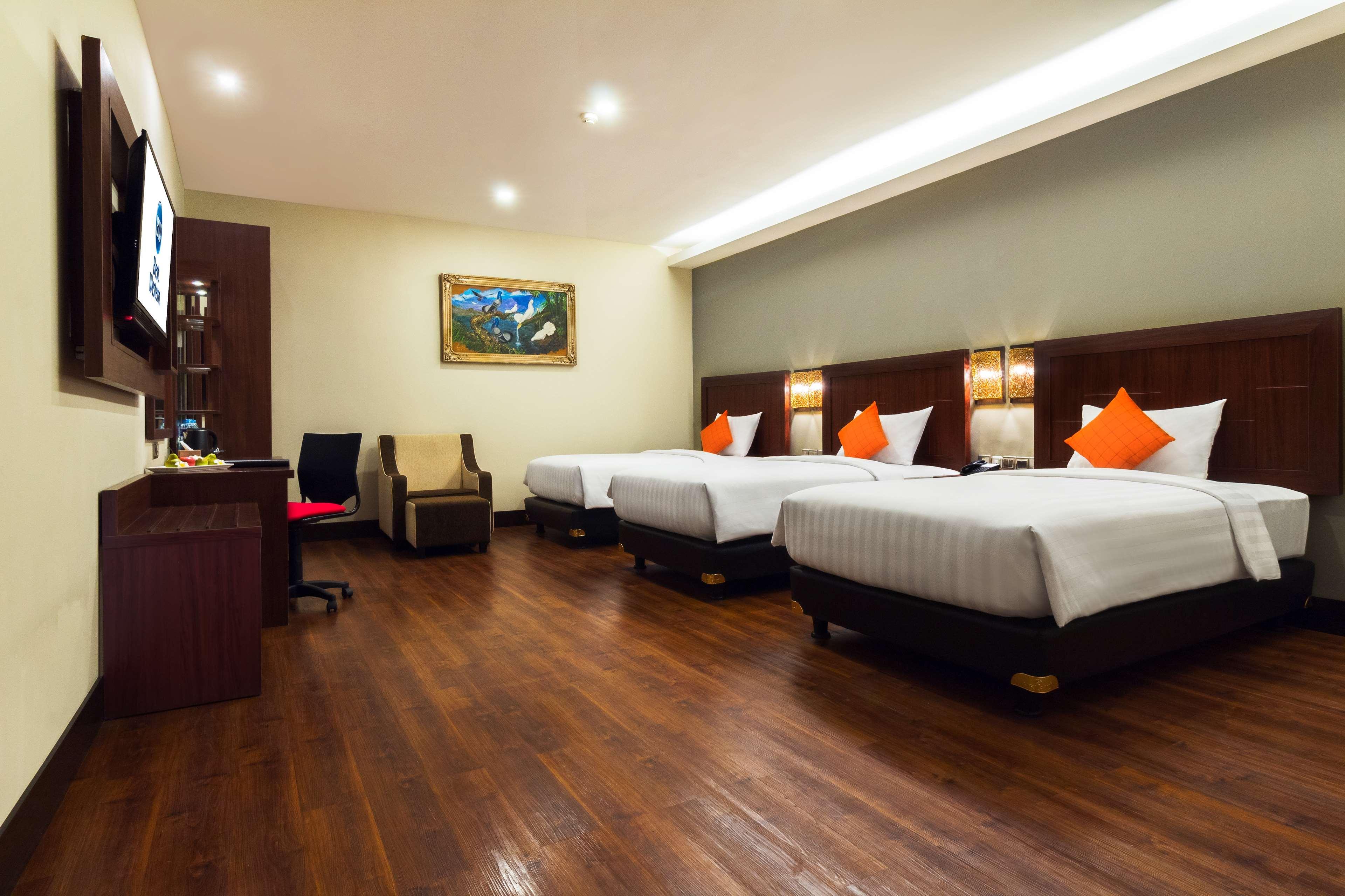 Best Western Plus Taft Inn Esterno foto