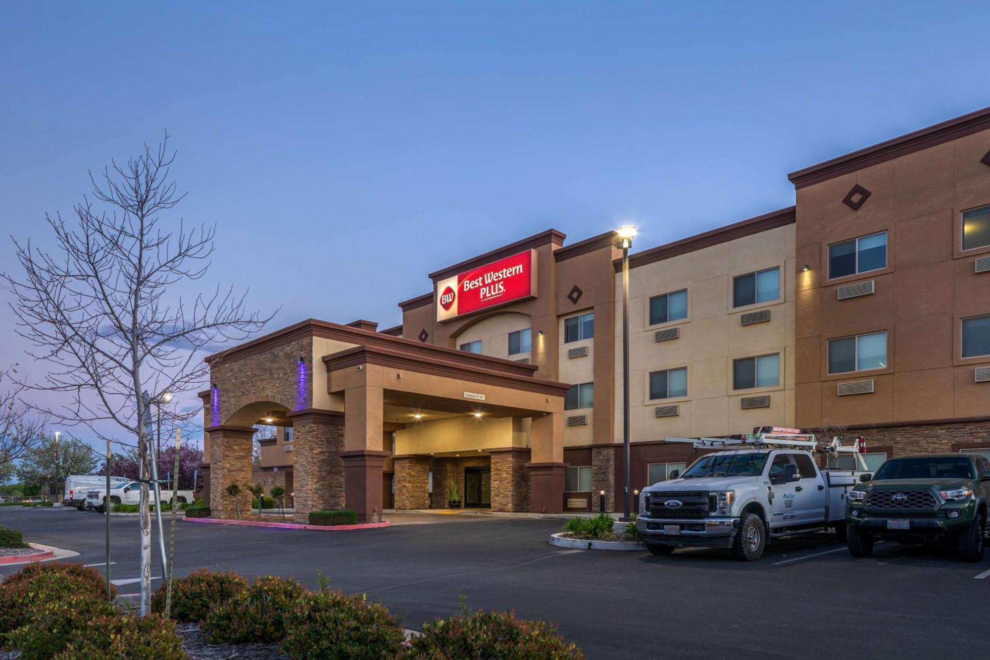Best Western Plus Taft Inn Esterno foto