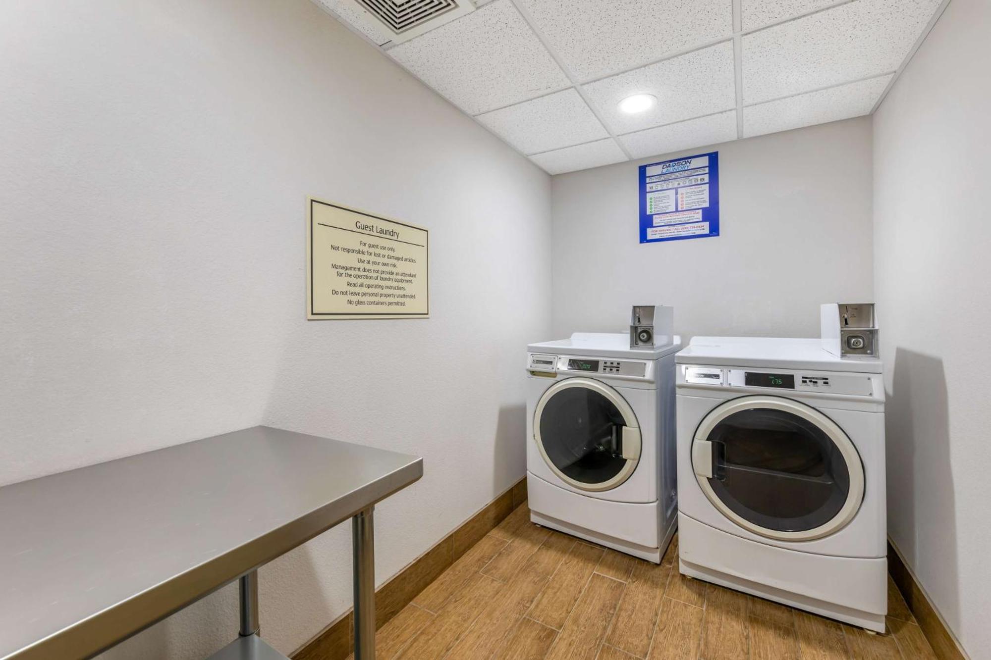 Best Western Plus Taft Inn Esterno foto